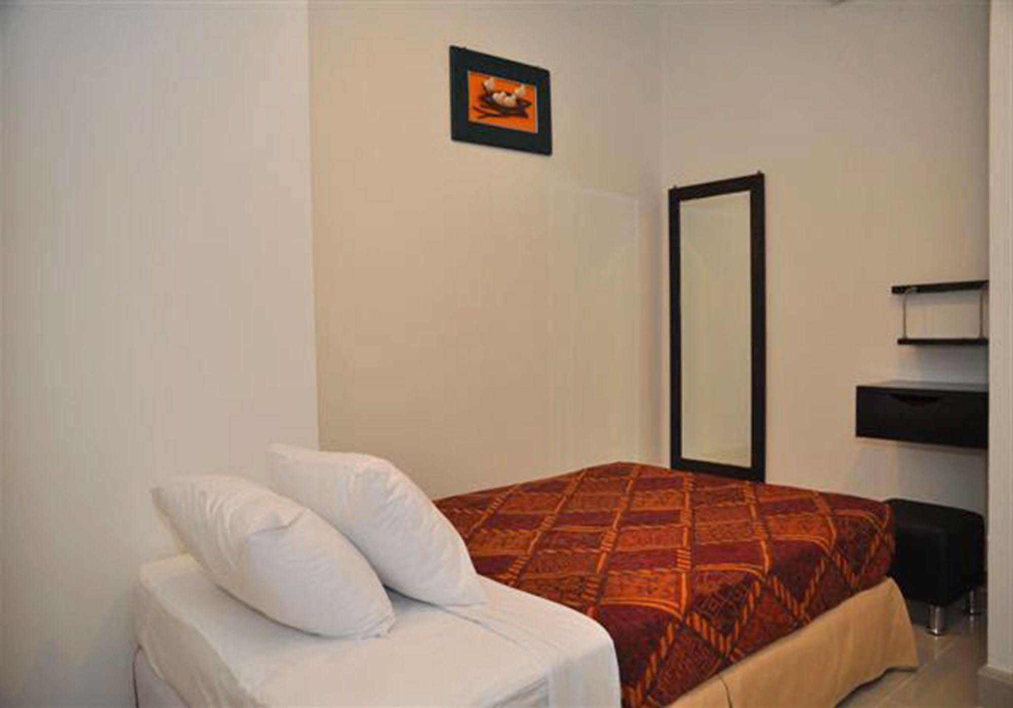Old Budget Hotel George Town  Kültér fotó
